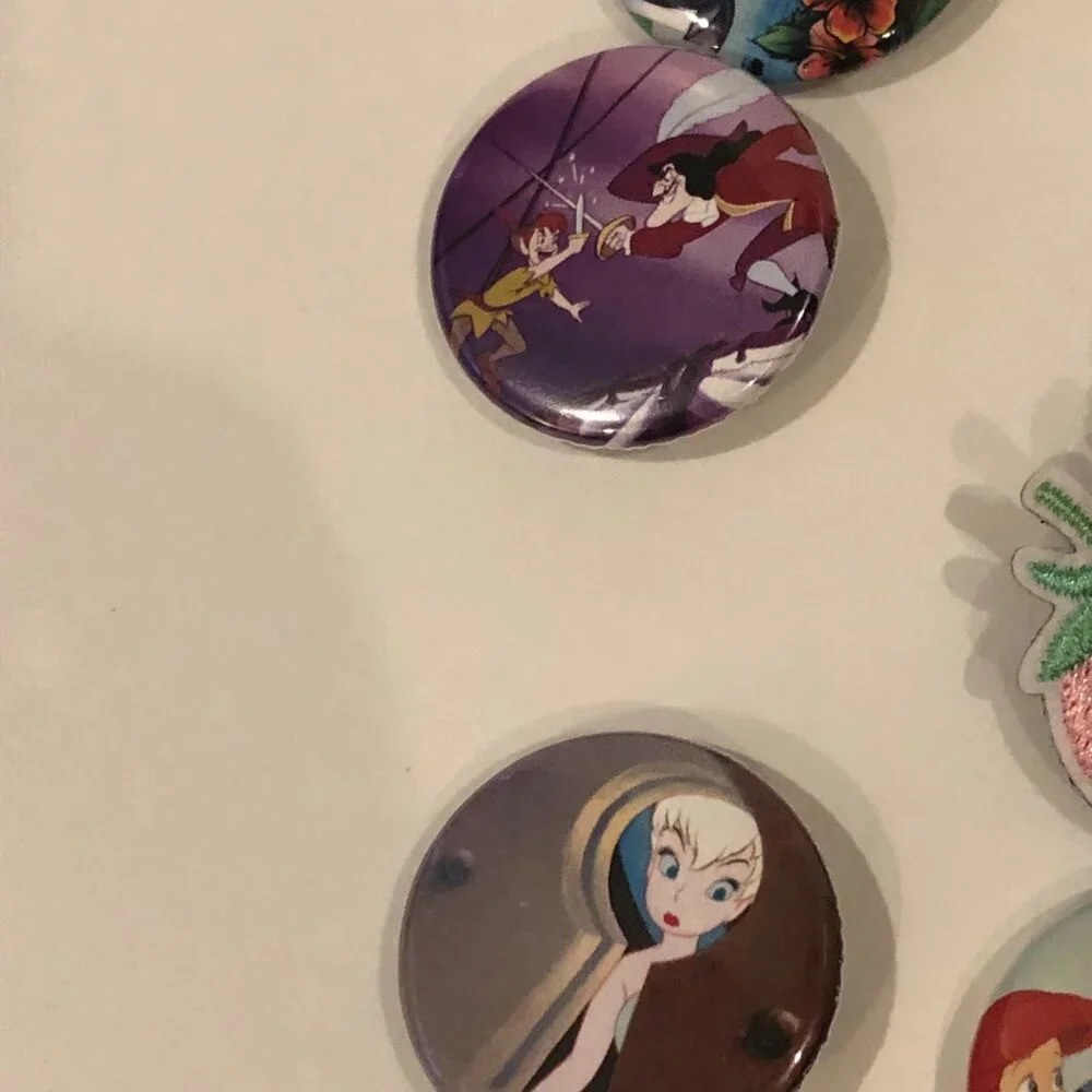 Disney Miscellaneous Pin Set of 10 - Picture 4 of 10